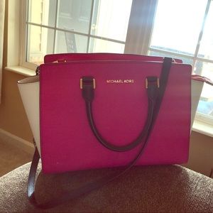 Michael Kors handbag